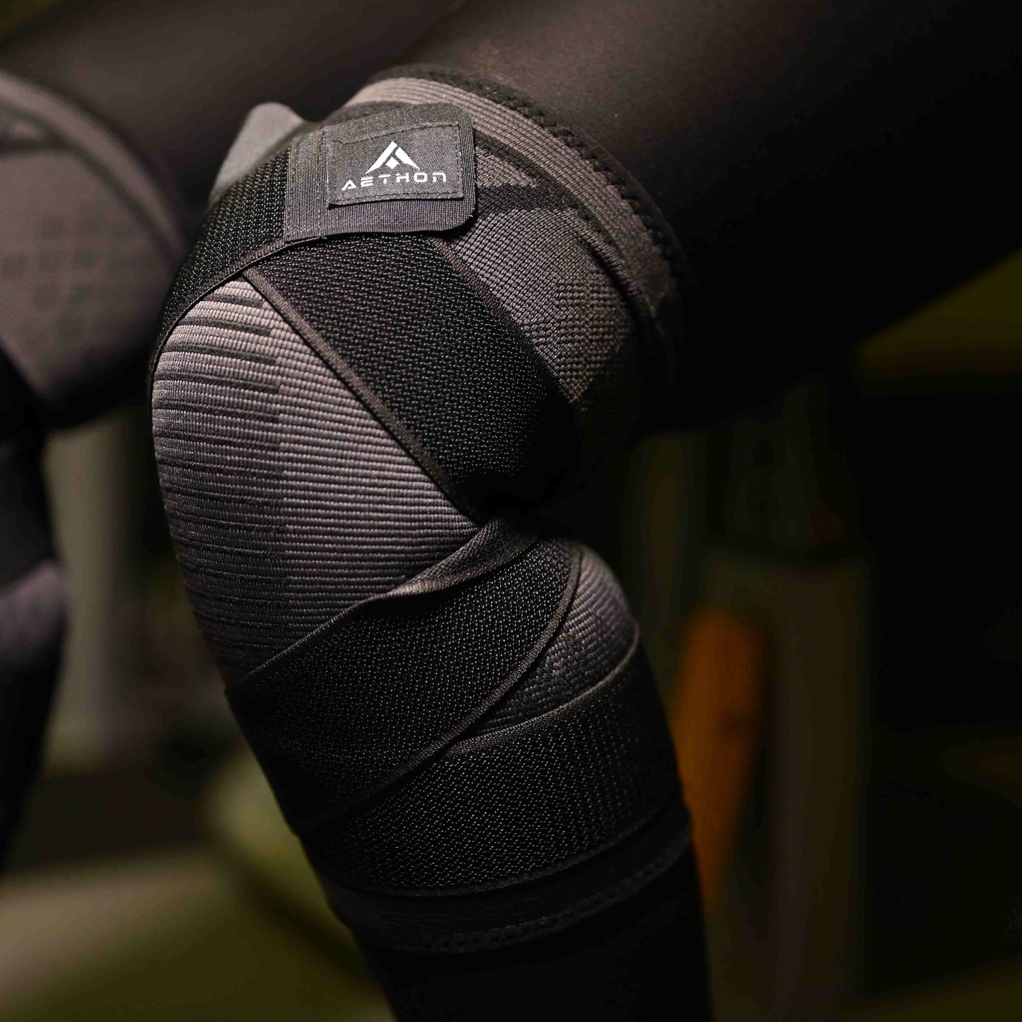 Knee Brace with Twin Straps